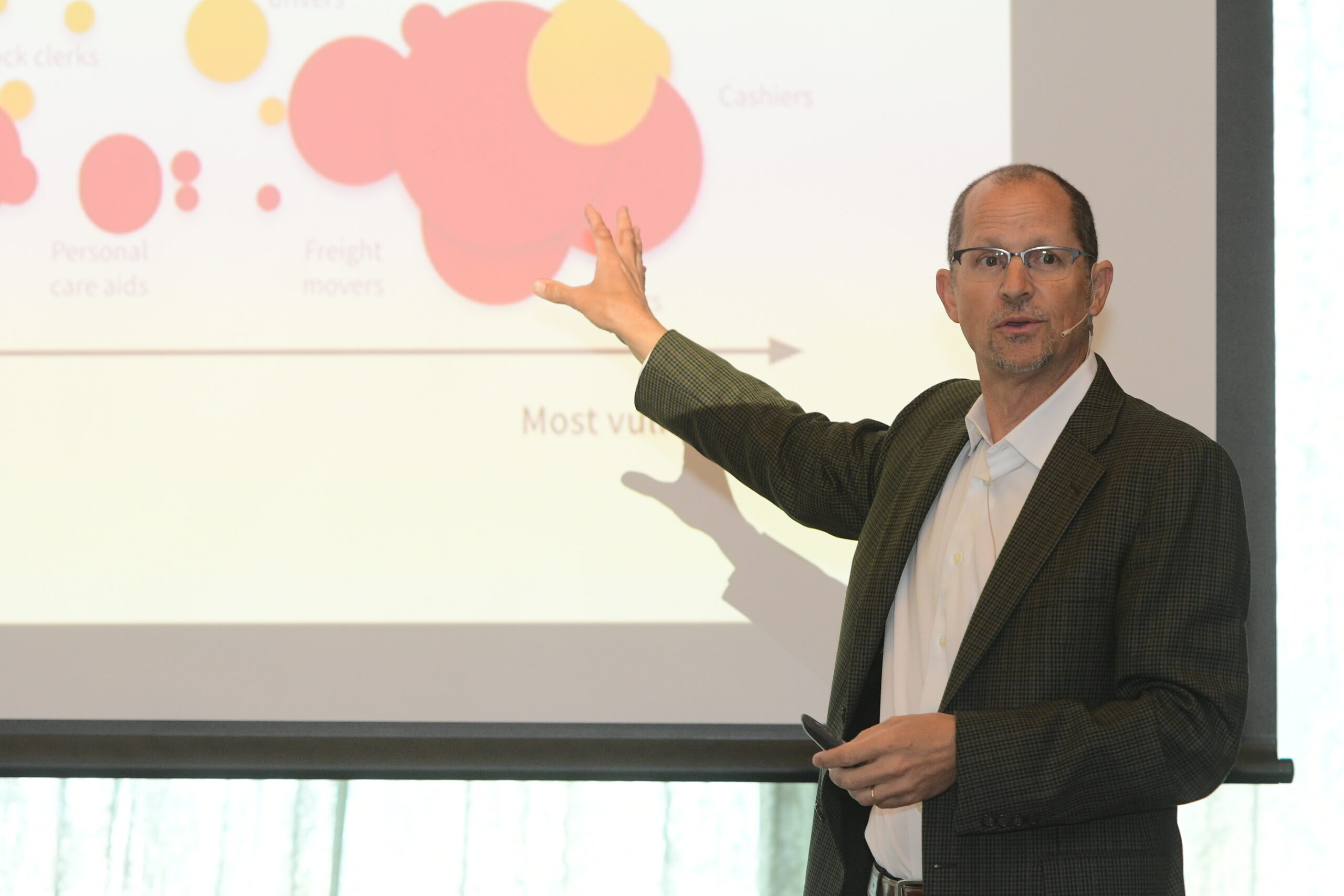 Coursera ยักษ์แพลตฟอร์มเรียนออนไลน์บุกไทย แจก 5 คอร์สเรียนฟรี